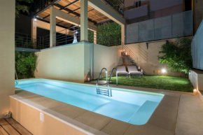  Luxury Pool House in Chania  Ханья